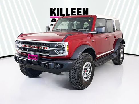 New 2026 Ford Bronco Outer Banks image 3