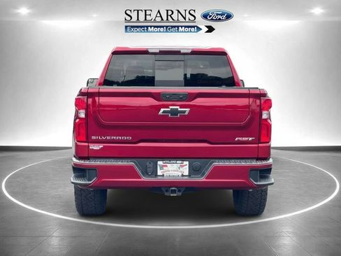 Used 2022 Chevrolet Silverado 1500 RST w/ Convenience Package II AWD/4WD image 4