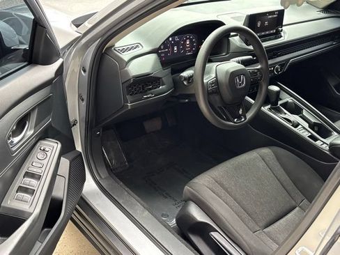 Used 2023 Honda Accord LX image 7