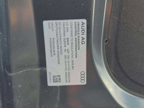 Used 2023 Audi A4 2.0T Premium w/ Convenience Package image 18
