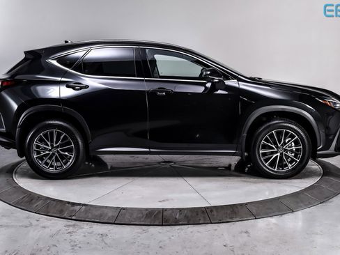 Used 2025 Lexus NX 350h AWD w/ Premium Package image 7