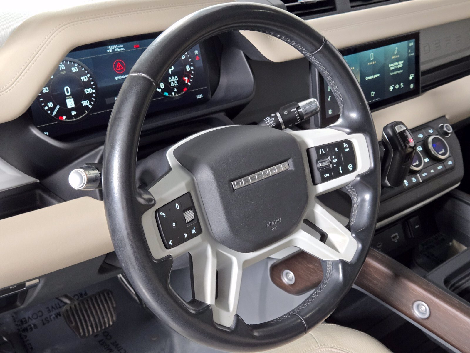 Used 2020 Land Rover Defender 110 SE AWD/4WD image 23