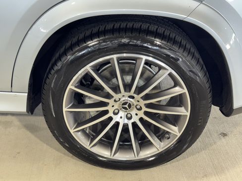 Used 2024 Mercedes-Benz GLE 450 4MATIC image 37