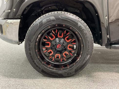 Used 2016 Toyota Tundra SR5 w/ SR5 Upgrade Package AWD/4WD image 29