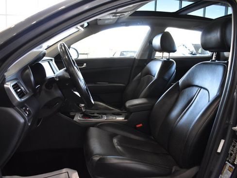 Used 2020 Kia Optima SE image 24