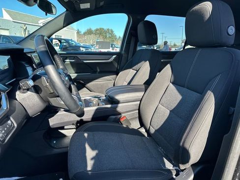 Used 2025 GMC Acadia Elevation image 38