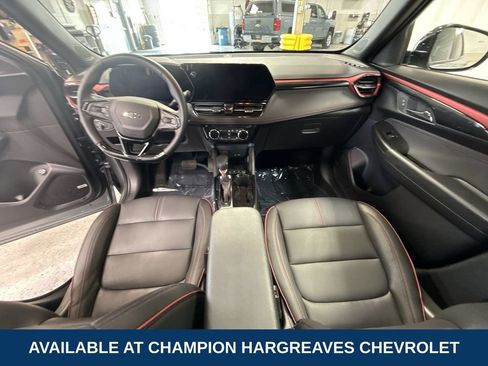 Used 2025 Chevrolet TrailBlazer RS w/ Convenience Package AWD/4WD image 27