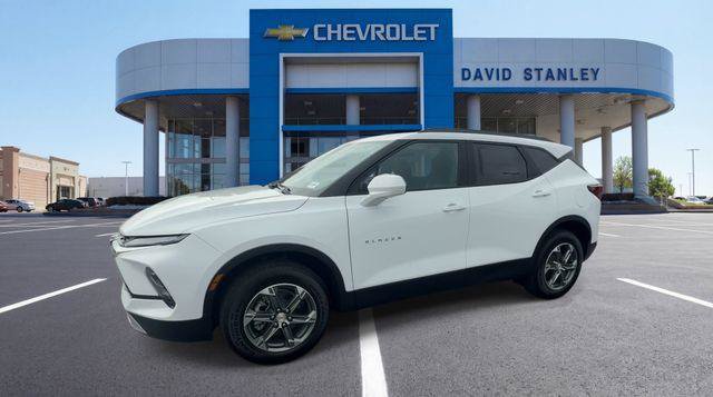 New 2026 Chevrolet Blazer LT w/ Convenience Package FWD image 4