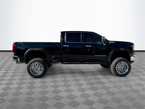 Used 2022 GMC Sierra 2500 SLT image 4