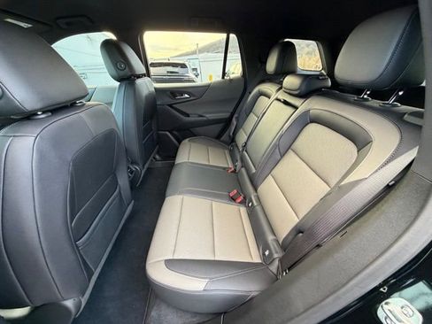 Certified 2025 Chevrolet Equinox LT w/ Convenience Package II image 34