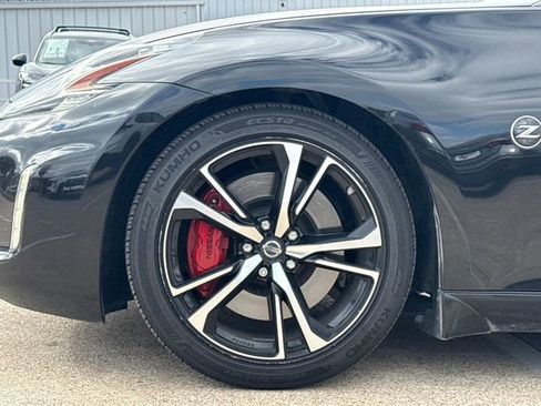 Used 2020 Nissan 370Z Touring Sport image 6