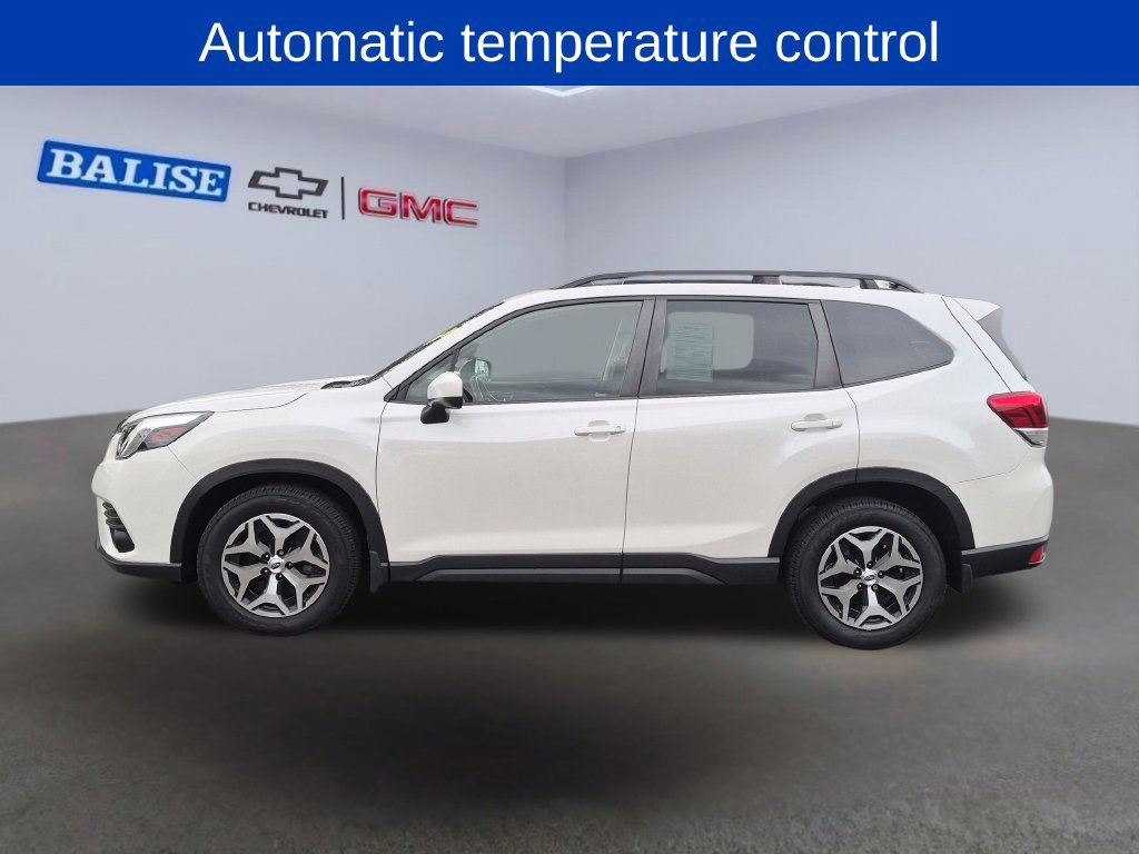 Used 2023 Subaru Forester Premium AWD/4WD image 7