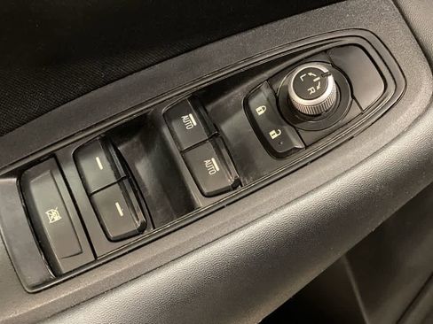 Used 2022 Subaru Outback Premium image 15