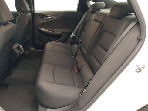 Used 2023 Chevrolet Malibu LT FWD image 18
