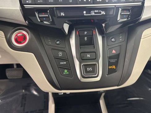 Used 2026 Honda Odyssey EX-L image 19
