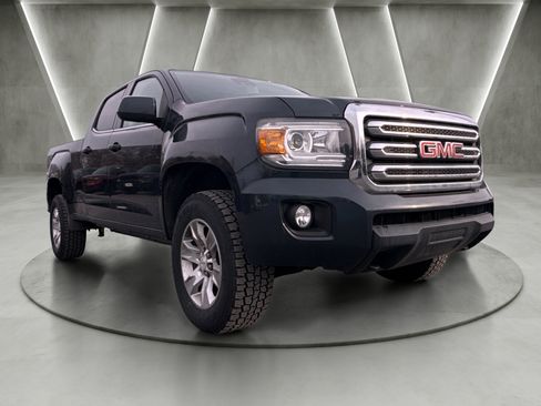 Used 2017 GMC Canyon SLE w/ SLE Convenience Package AWD/4WD image 1