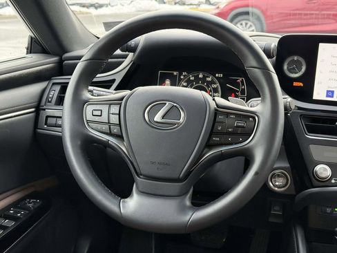 Used 2025 Lexus ES 350 Premium w/ Premium Package image 9