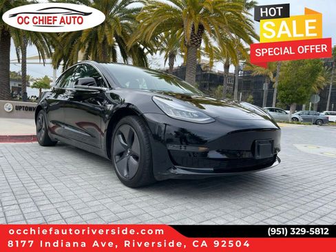 Used 2018 Tesla Model 3 Mid Range RWD image 1
