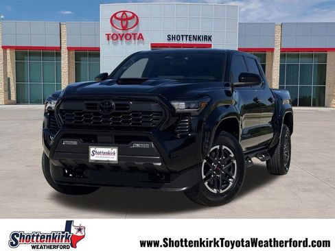 Used 2025 Toyota Tacoma TRD Sport RWD image 2