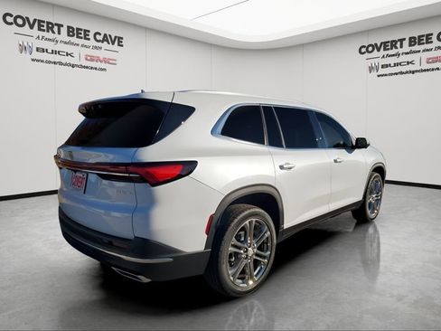 New 2026 Buick Enclave Preferred w/ Power Package image 9