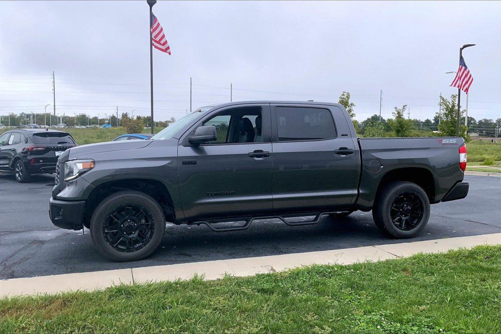 Used 2021 Toyota Tundra SR5 w/ SR5 Upgrade Package AWD/4WD image 12