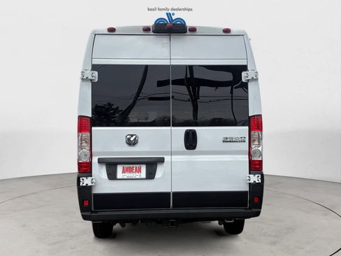 Used 2024 RAM ProMaster 3500 w/ Convenience Group image 6