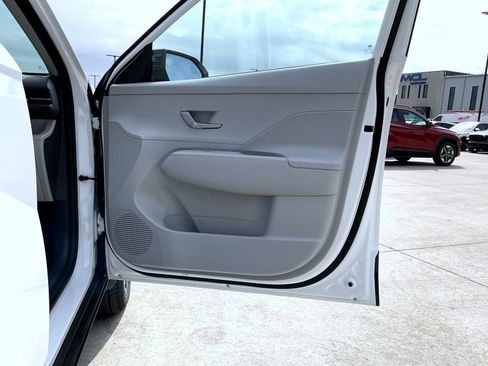 New 2026 Hyundai Kona SEL Sport AWD/4WD image 17