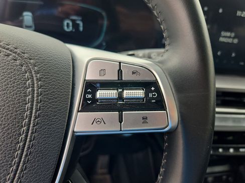 Used 2025 Kia Telluride S FWD image 21