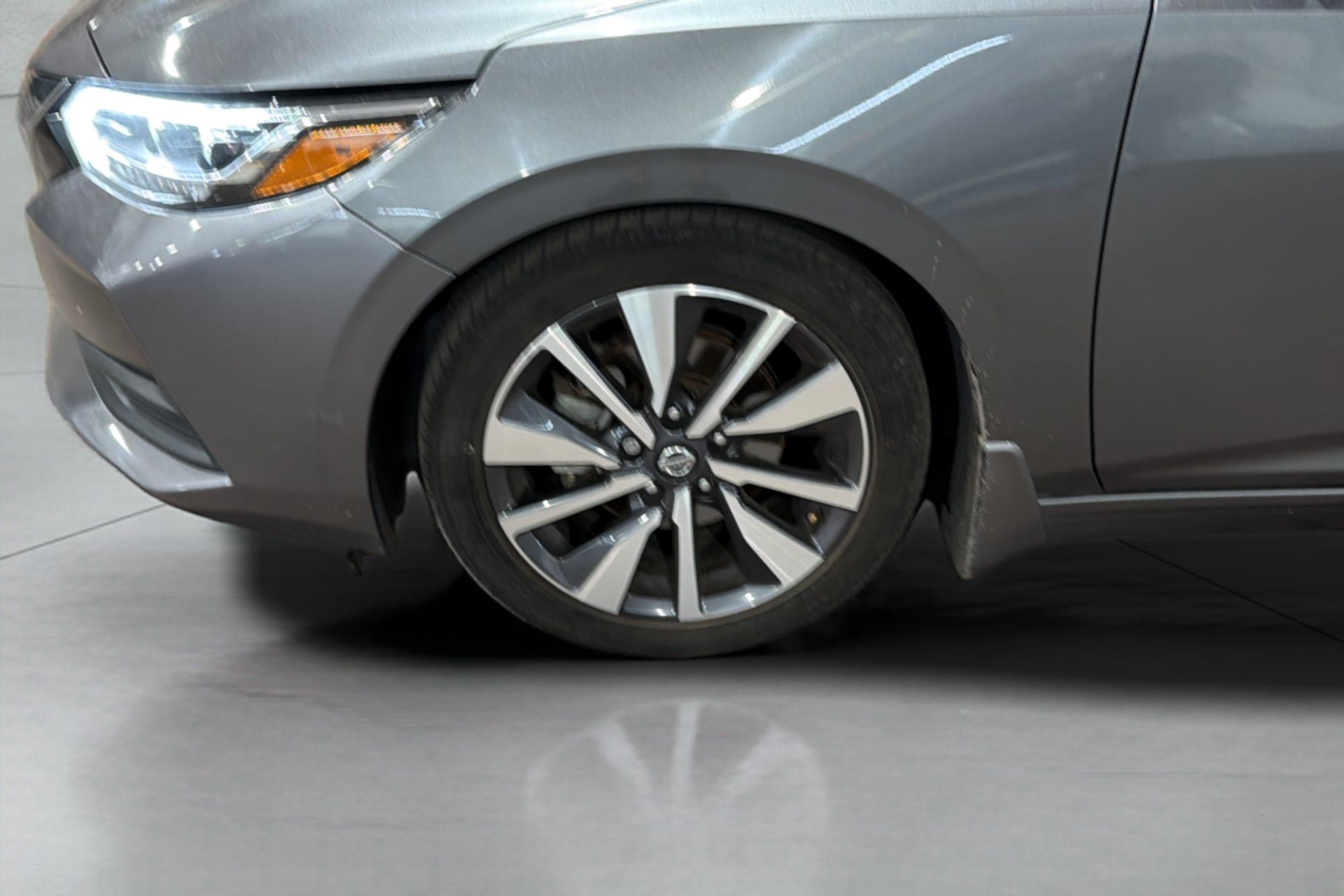 Used 2020 Nissan Sentra SV w/ SV Premium Package FWD image 36
