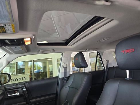 Used 2023 Toyota 4Runner TRD Off-Road Premium w/ Off Road Premium Plus Package AWD/4WD image 16