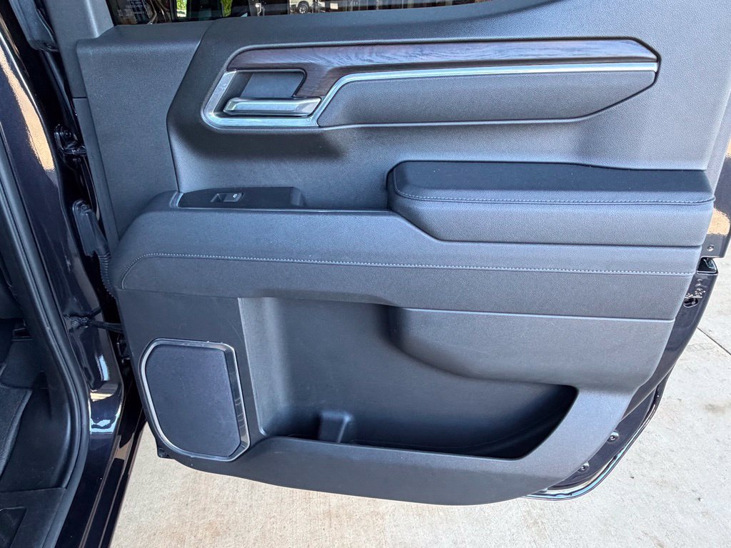 Used 2026 GMC Sierra 1500 SLT RWD image 38