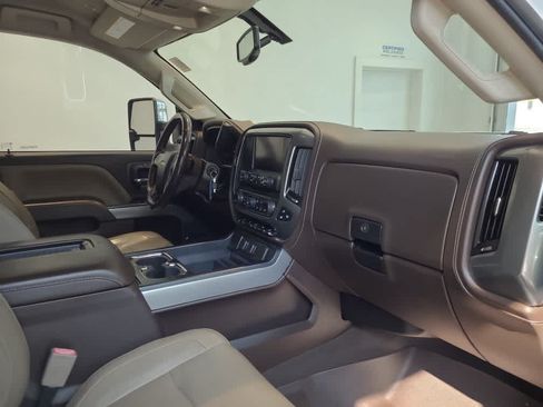 Used 2019 Chevrolet Silverado 2500 LTZ w/ Vortec Plus Package AWD/4WD image 19