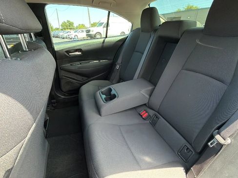 Used 2021 Toyota Corolla LE FWD image 28
