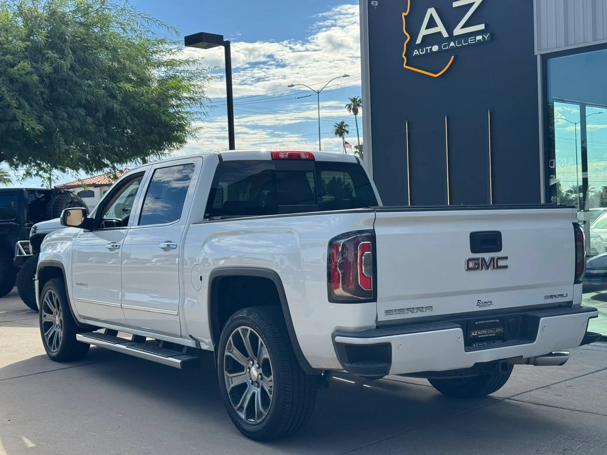 Used 2017 GMC Sierra 1500 Denali AWD/4WD image 7
