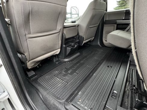 Used 2017 Ford F350 XLT w/ XLT Value Package AWD/4WD image 40