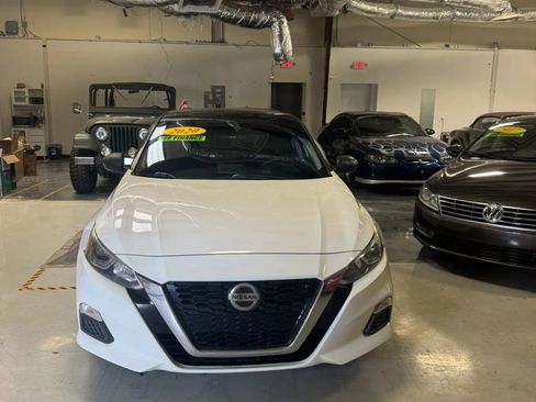 Used 2020 Nissan Altima 2.5 S FWD image 23