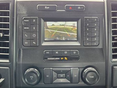 Used 2019 Ford F150 XL w/ Equipment Group 101A Mid RWD image 19
