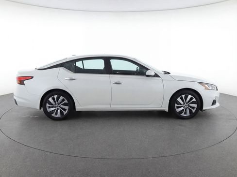Used 2023 Nissan Altima 2.5 S FWD image 11