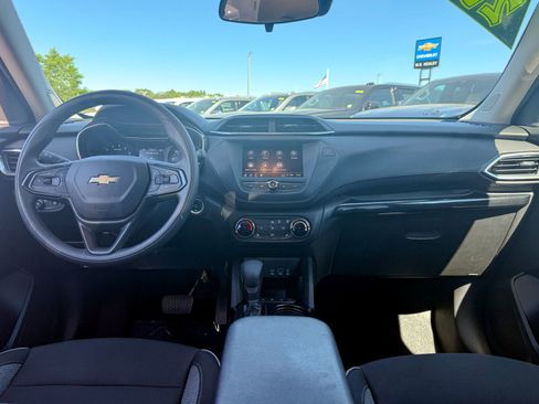 Certified 2023 Chevrolet TrailBlazer LT AWD/4WD image 25