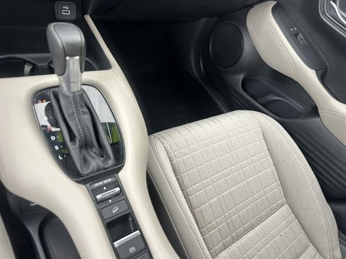 Used 2024 Honda HR-V LX image 20