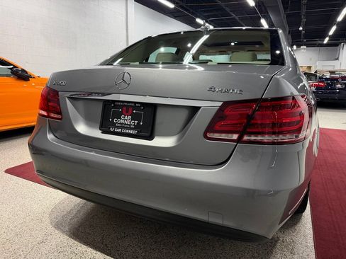 Used 2014 Mercedes-Benz E 350 4MATIC Sedan image 14