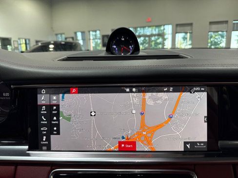 Used 2018 Porsche Panamera 4 AWD/4WD image 23
