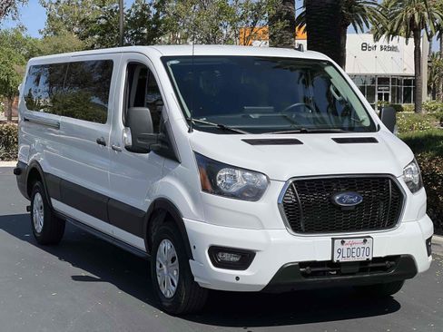 Used 2024 Ford Transit 350 XLT RWD image 15