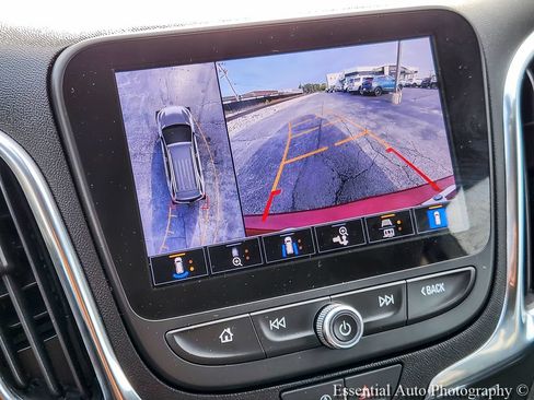 Used 2023 Chevrolet Equinox LT FWD image 13