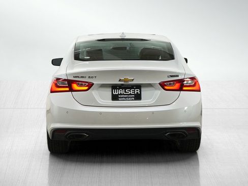 Used 2016 Chevrolet Malibu Premier w/ Driver Confidence Package image 4