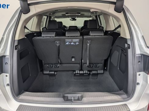 New 2026 Honda Odyssey Touring image 23