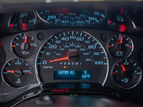Used 2023 Chevrolet Express 2500 RWD image 43