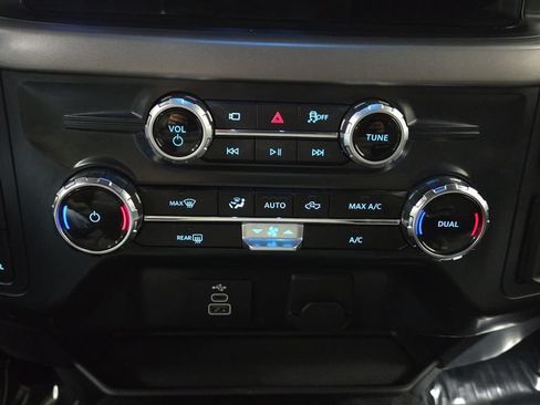 Used 2025 Ford F150 XLT w/ Equipment Group 301A Standard AWD/4WD image 15