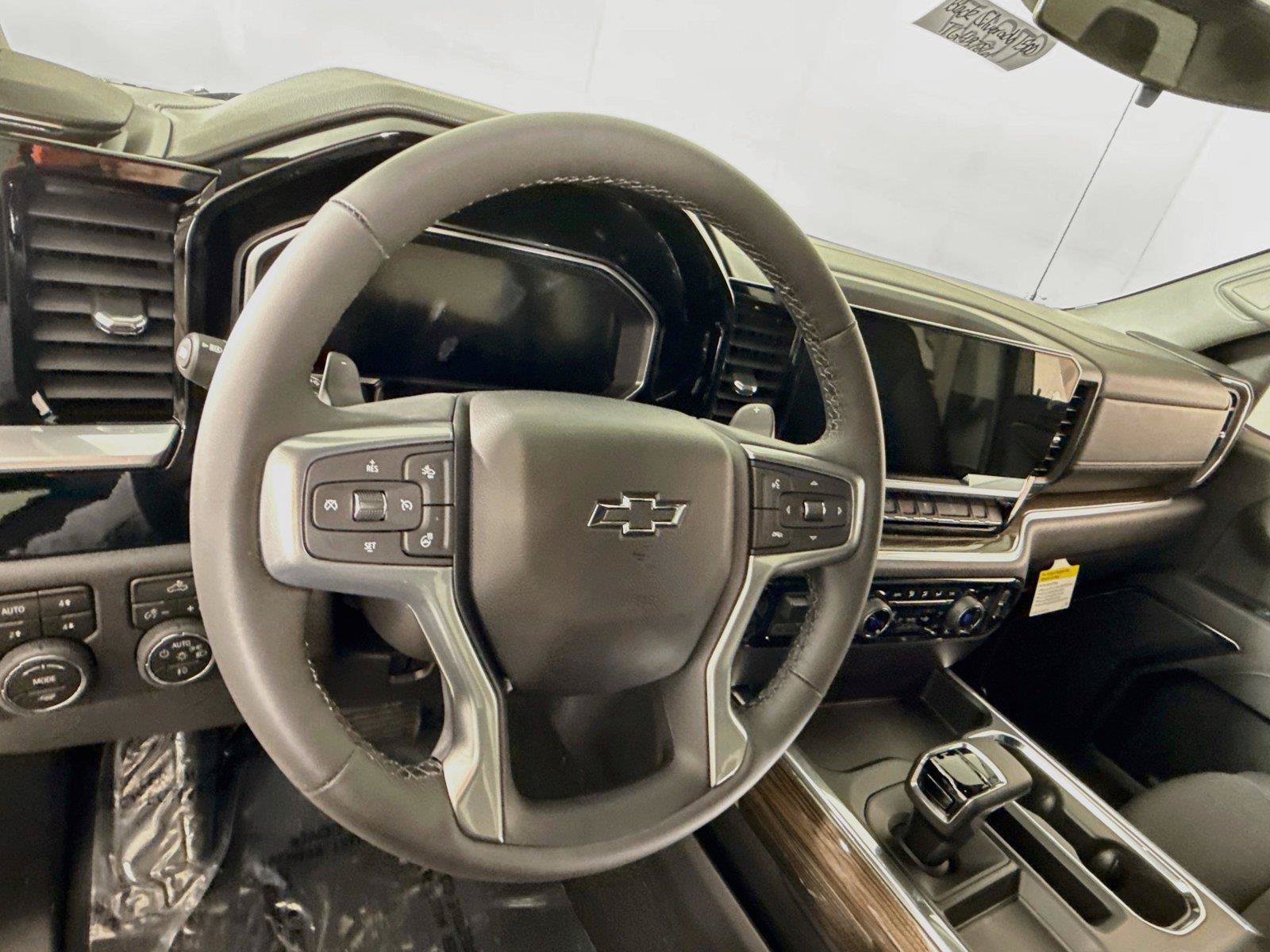 New 2026 Chevrolet Silverado 1500 RST w/ Z71 Off-Road Package AWD/4WD image 5