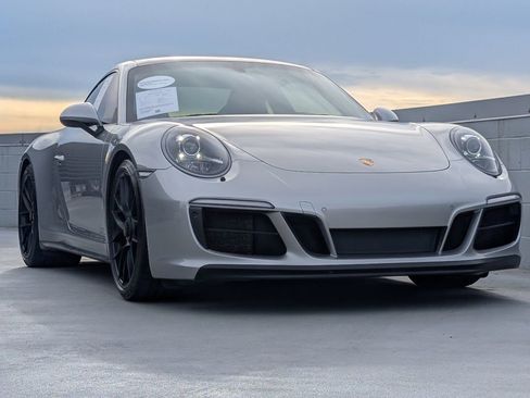 Used 2018 Porsche 911 Carrera GTS image 25